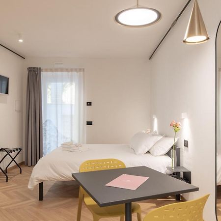 Ognissanti Guesthouse & Suites Fermo Exterior photo