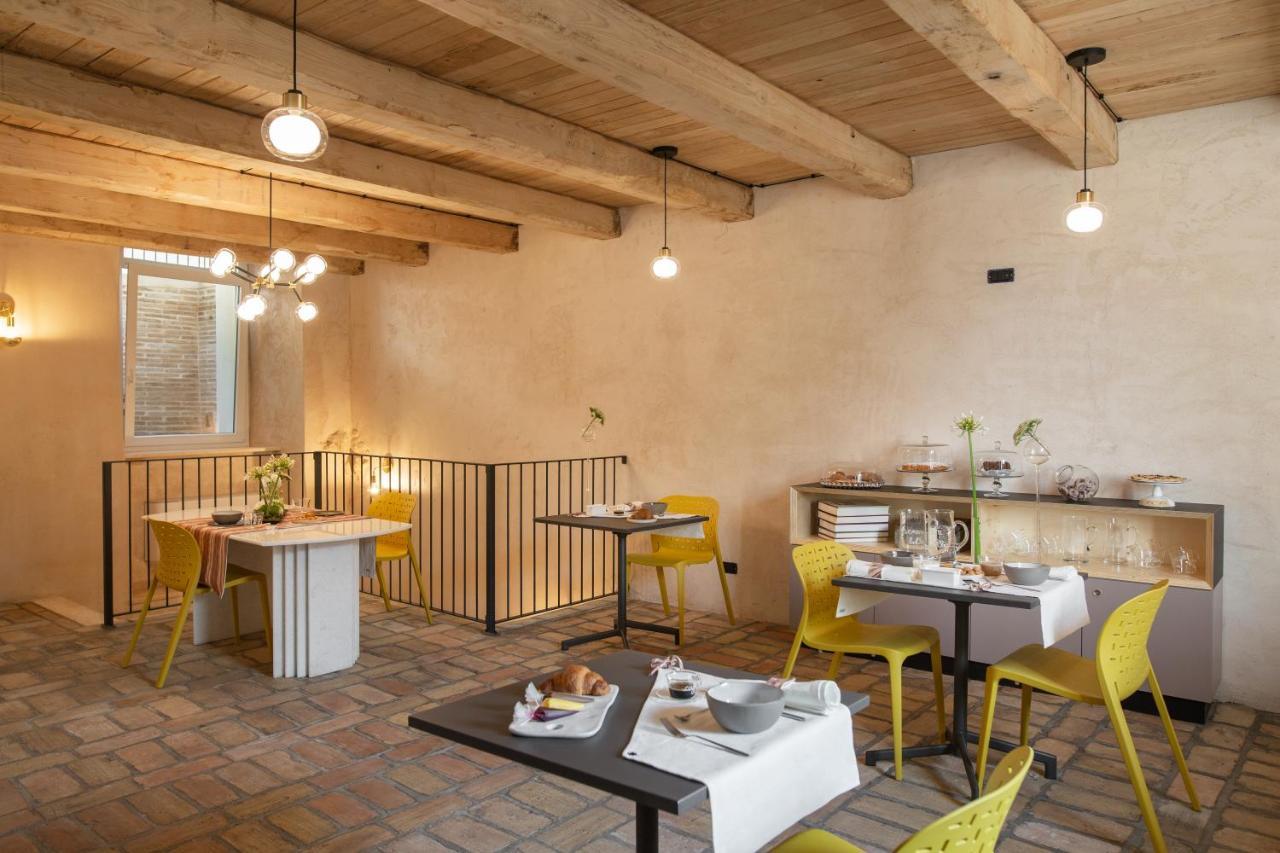 Ognissanti Guesthouse & Suites Fermo Exterior photo
