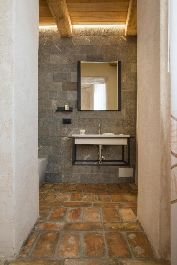 Ognissanti Guesthouse & Suites Fermo Exterior photo