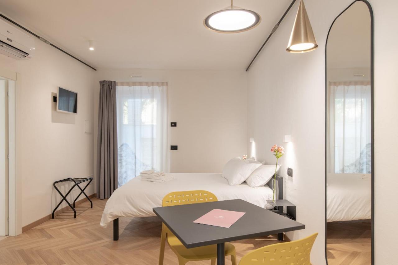 Ognissanti Guesthouse & Suites Fermo Exterior photo